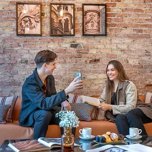 https://hotel-serhs-carlit.topbarcelonahotels.com
