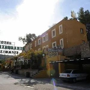 https://hotel-el-oasis.es-andalucia.com