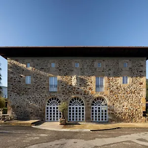 https://etxeaundi-hotel-boutique.basquecountryhotels.org