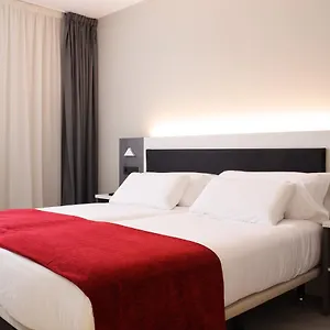 https://hotel-new-bilbao-airport.bilbaohotelsspain.com