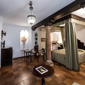 https://hotel-san-gabriel.es-andalucia.com